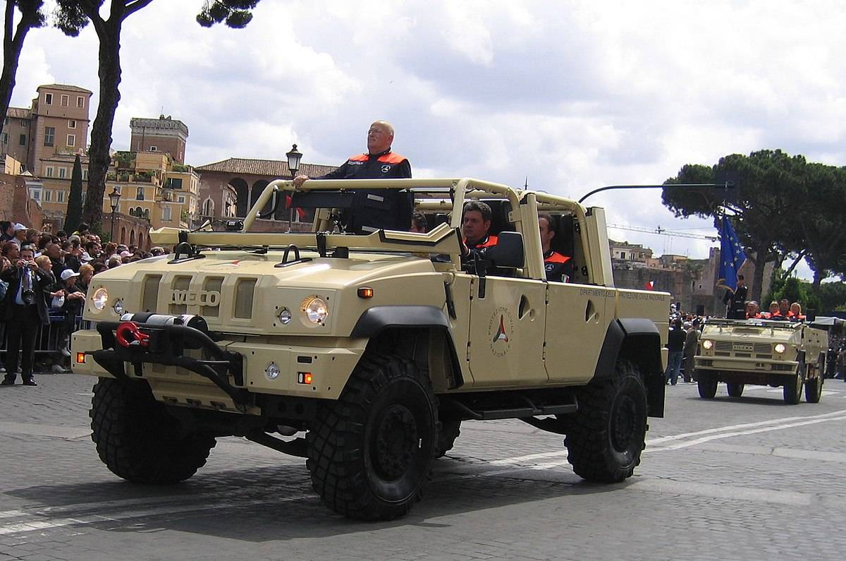 Iveco Lmv (Lince). Foto: Jollyroger/Wikicommons