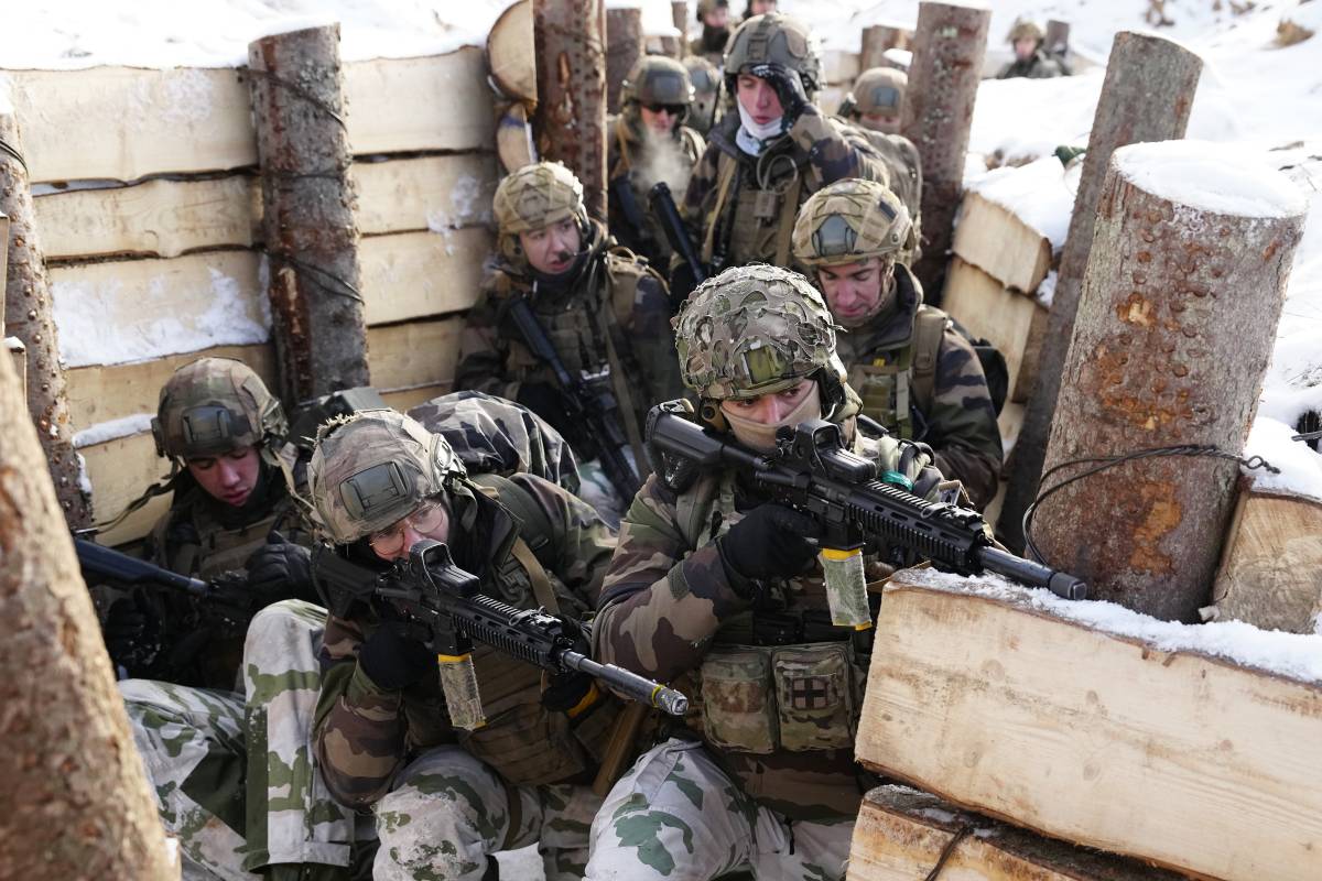 "2mila soldati da inviare a Kiev": spunta la rivelazione sulle truppe francesi