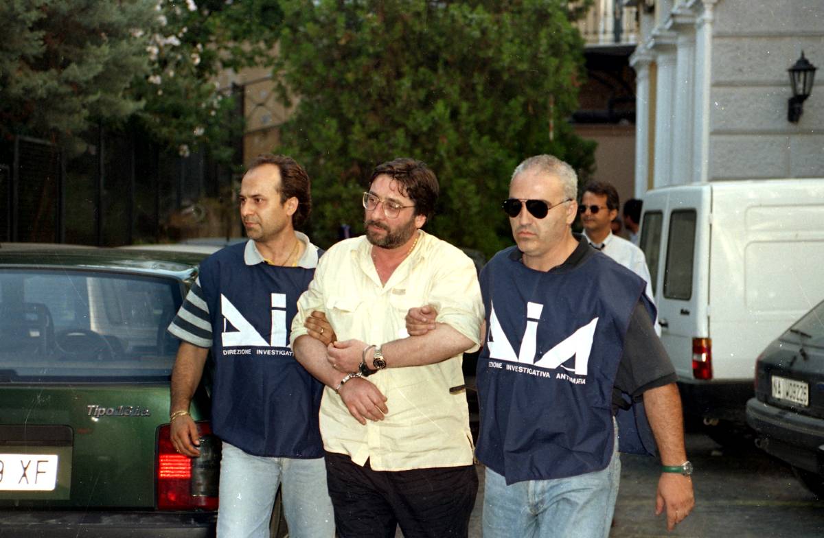 "Sandokan" si pente. Il boss Francesco Schiavone collabora con la giustizia