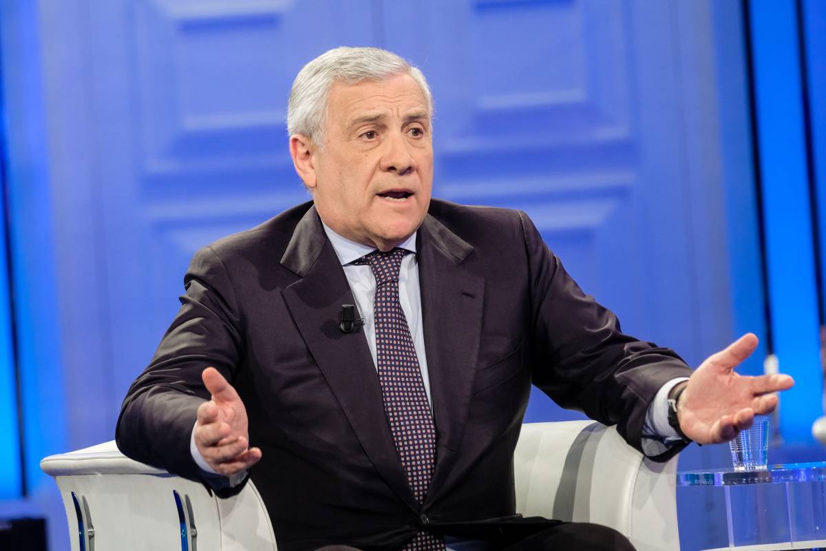 Tajani strappa a Israele l'ok per gli aiuti a Gaza
