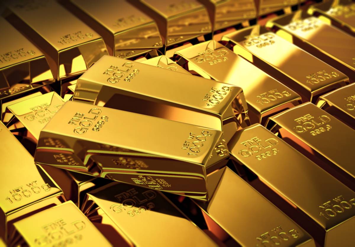 L'oro vicino al tetto di 2.300 in attesa del taglio della Fed