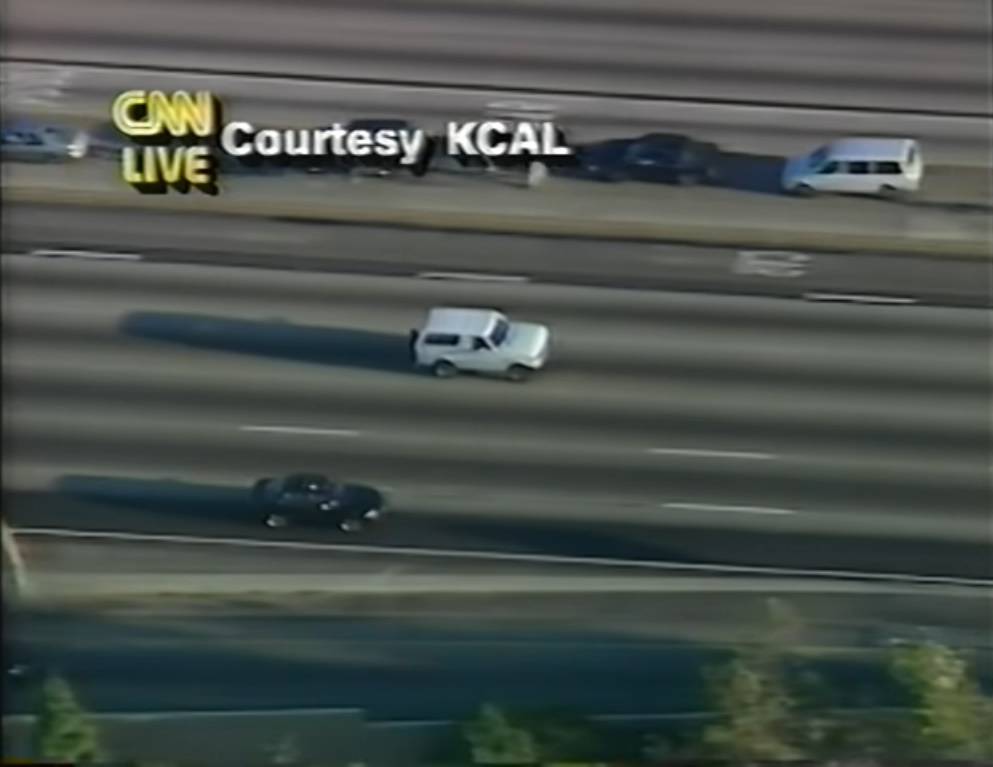 O.J. Simpson e il folle inseguimento in auto con la polizia nel giugno del '94 | Il Video