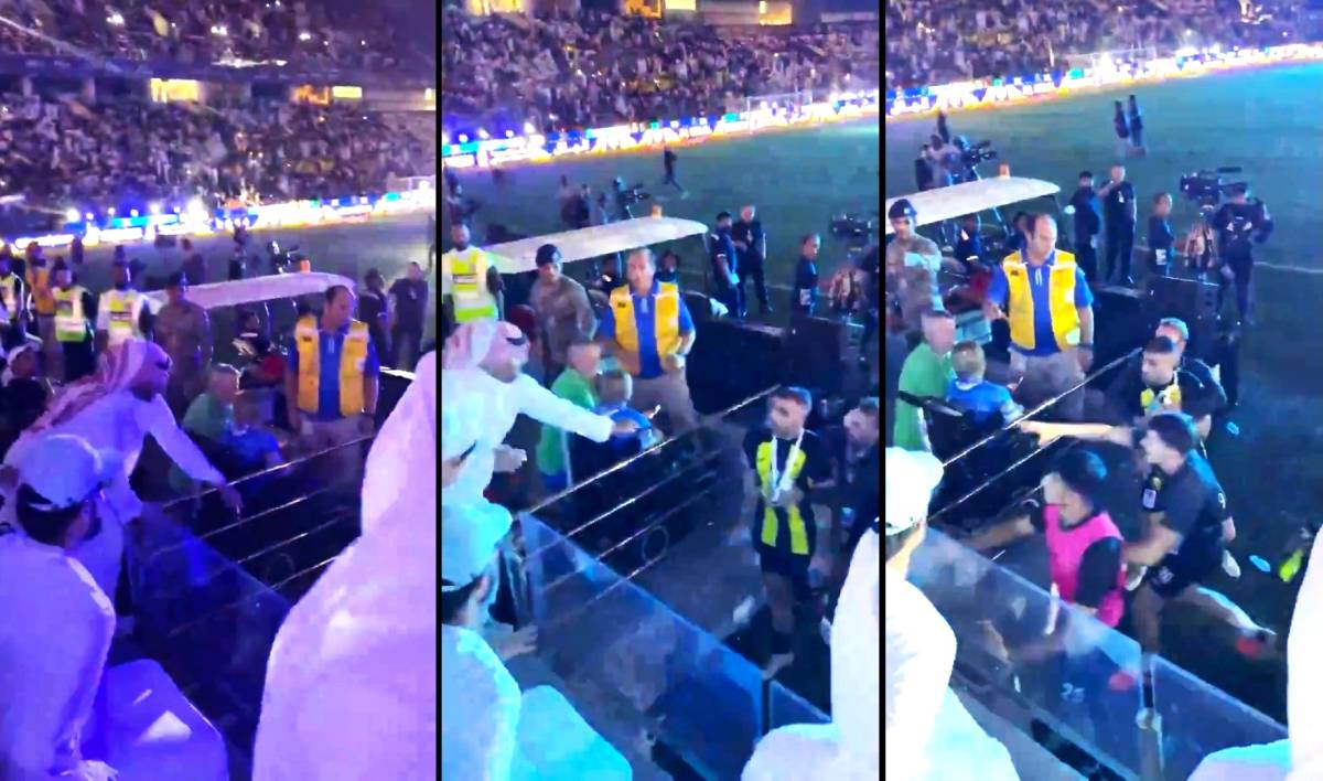 Follia in Supercoppa ad Abu Dhabi: così il tifoso prende a frustate il calciatore | Il video
