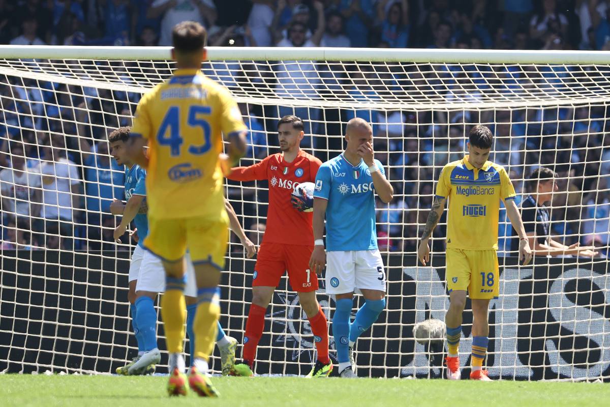 Napoli-Frosinone: per gli azzurri si allontana la zona Champions