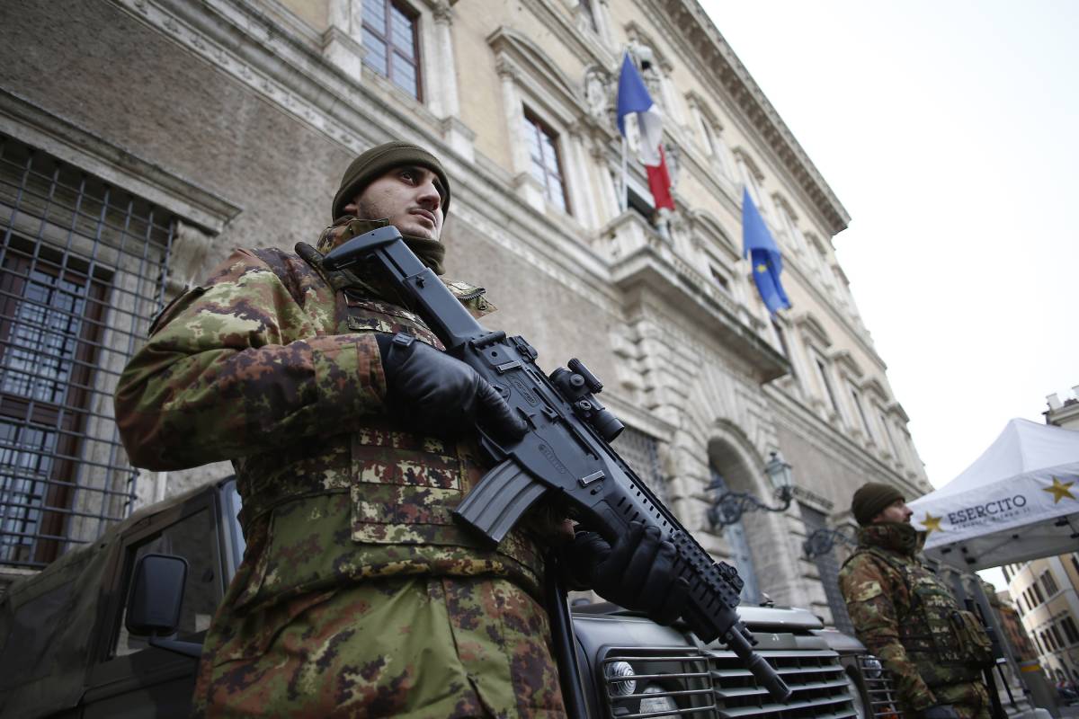 Da Milano a Roma, le città guidate dal Pd ostaggio della criminalità: ecco i numeri