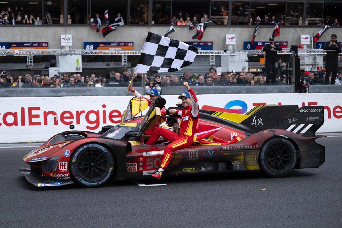 Ferrari trionfa alla 24 Ore di Le Mans danzando sull’acqua e domando gli avversari