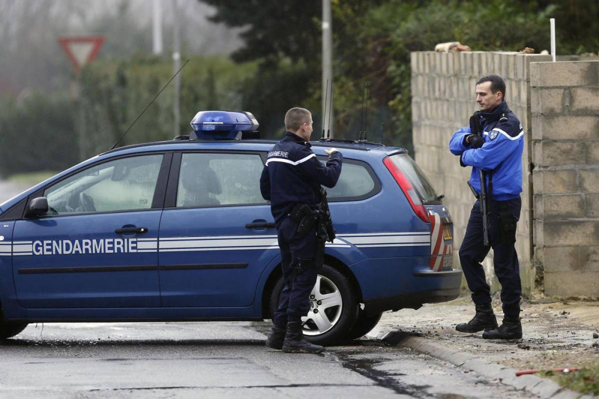 "Sei ebrea" e scatta lo stupro per vendetta: aggressione su una 12enne in Francia