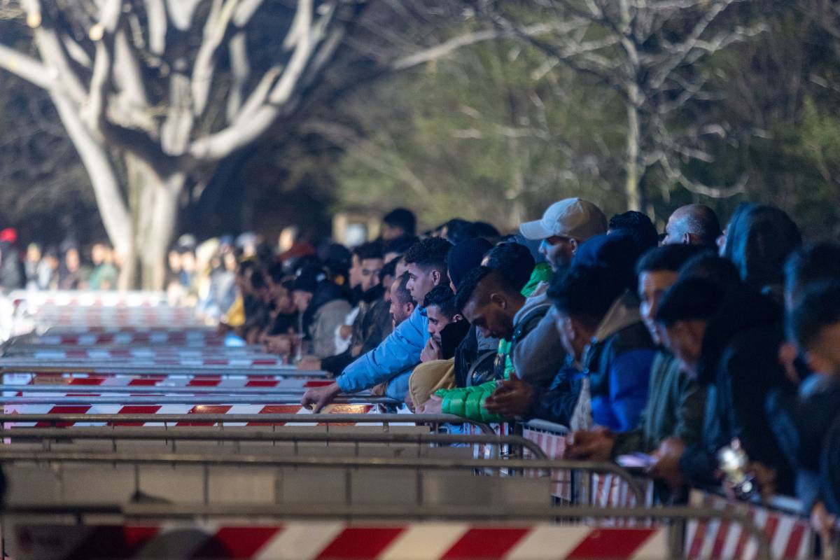 "Garanzia tra 2.500 e 5.000 euro in base ai casi". Il decreto Piantedosi sui migranti è in Gazzetta