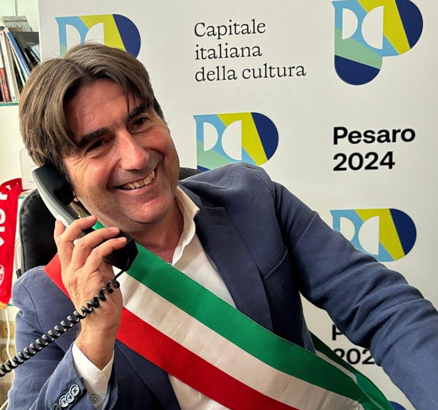 "I pusher vanno integrati". Bufera sul neo-sindaco dem di Pesaro