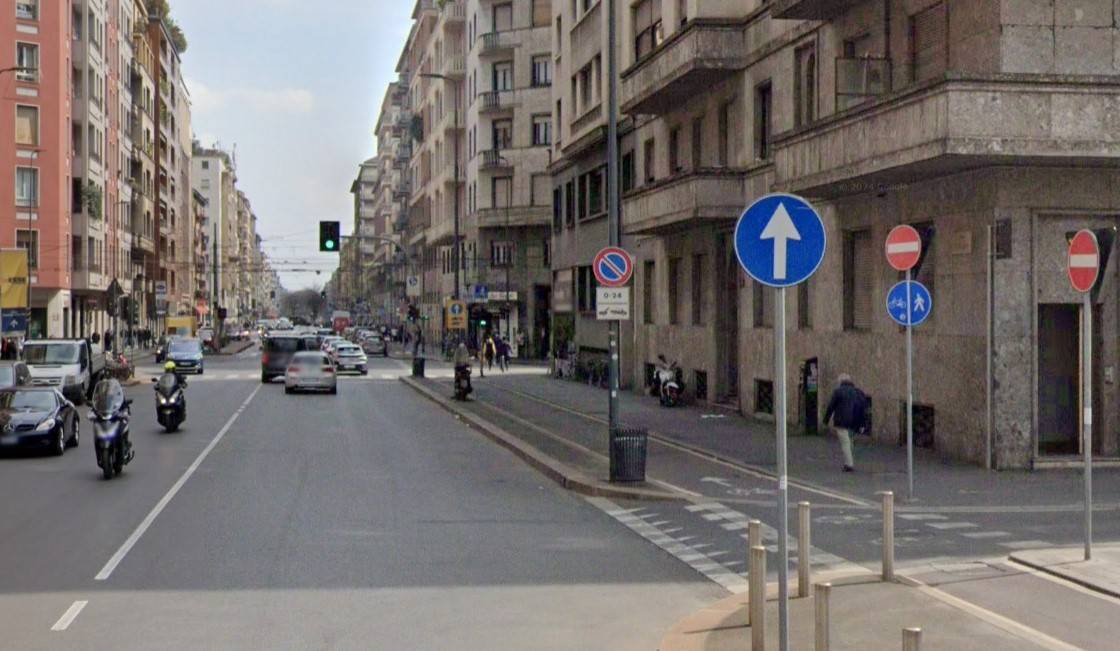 Milano, cicilista 63enne muore dopo lo scontro con un auto