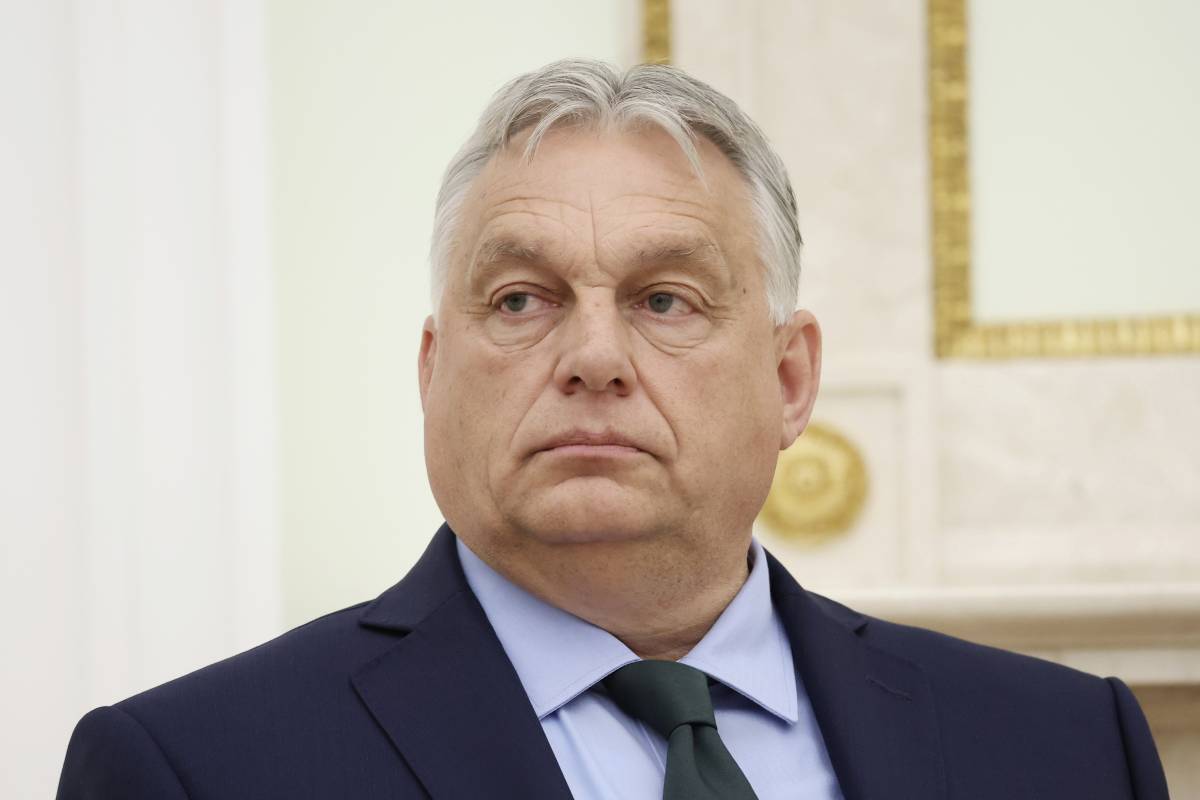 Provocazione Orbán. "Trasferirò a Bruxelles i migranti europei"