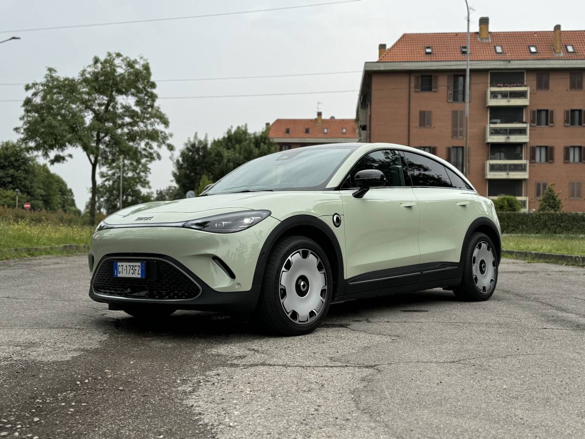 Smart #3, come va il tecnologico crossover coupè premium 100% elettrico