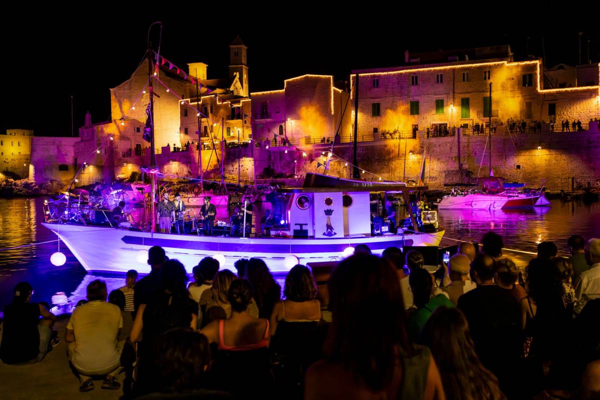 Da Arisa a Colapesce e Dimartino, il Festival "Porto Rubino" è l'ultima frontiera della musica d'autore