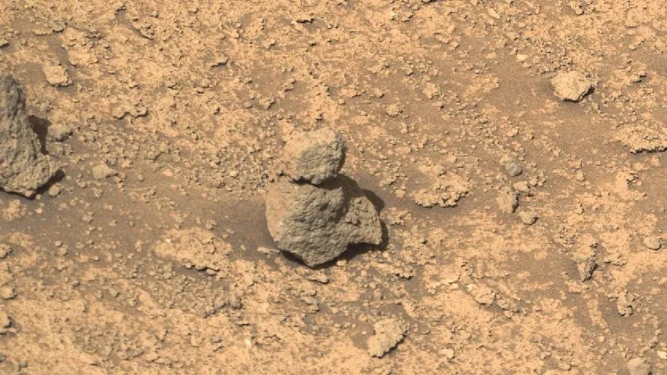 La formazione rocciosa scoperta su Marte - foto Nasa