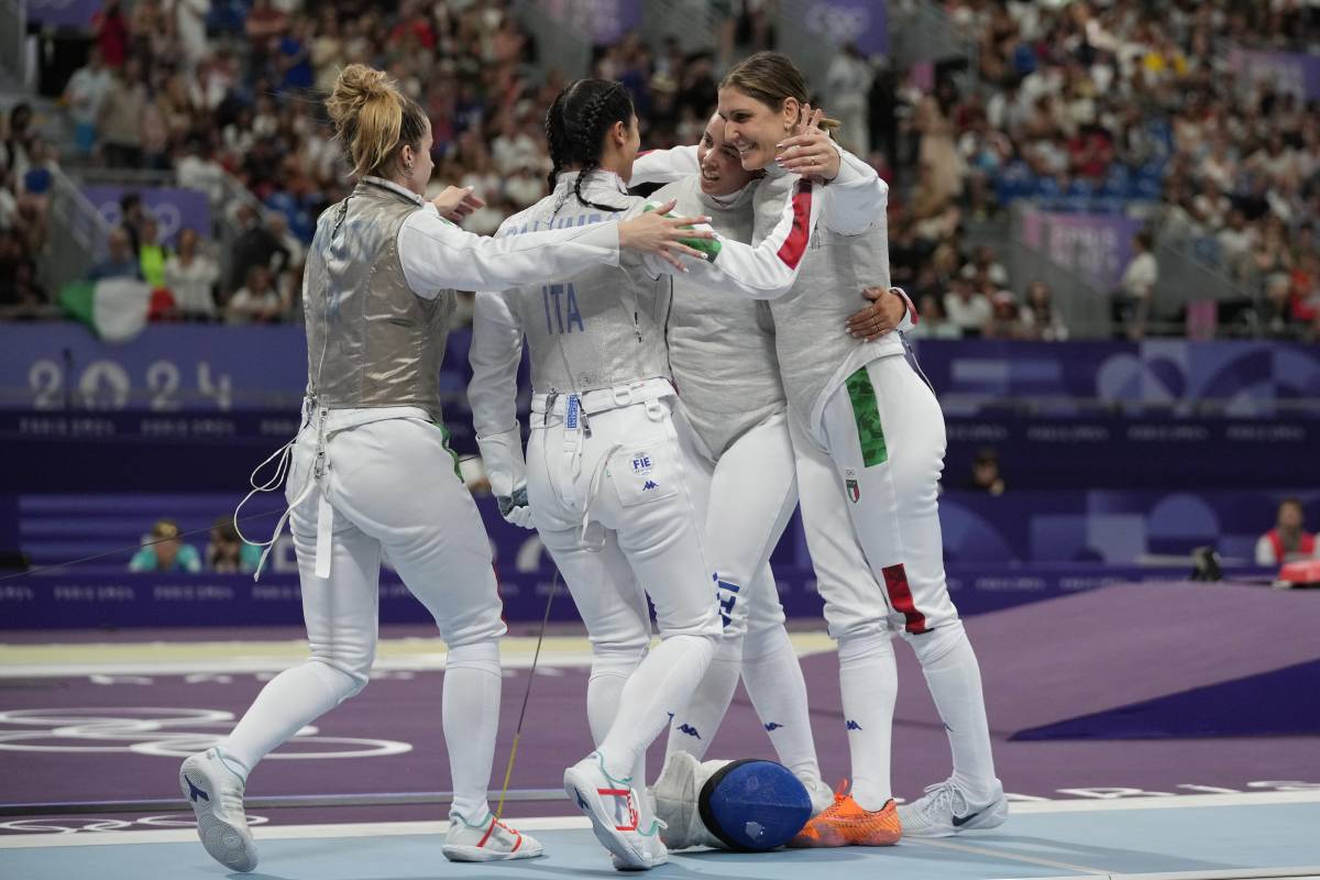 Olimpiadi, l'Italia del fioretto femminile si arrende agli Usa e conquista l'argento