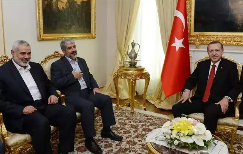 La mossa della Turchia su Hamas: scelto il successore di Haniyeh. E Ankara oscura Instagram