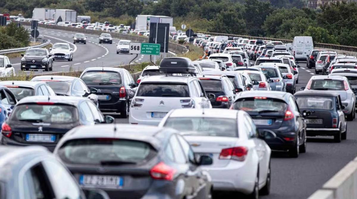 Esodo, week-end da bollino nero su strade e autostrade. Ecco dove