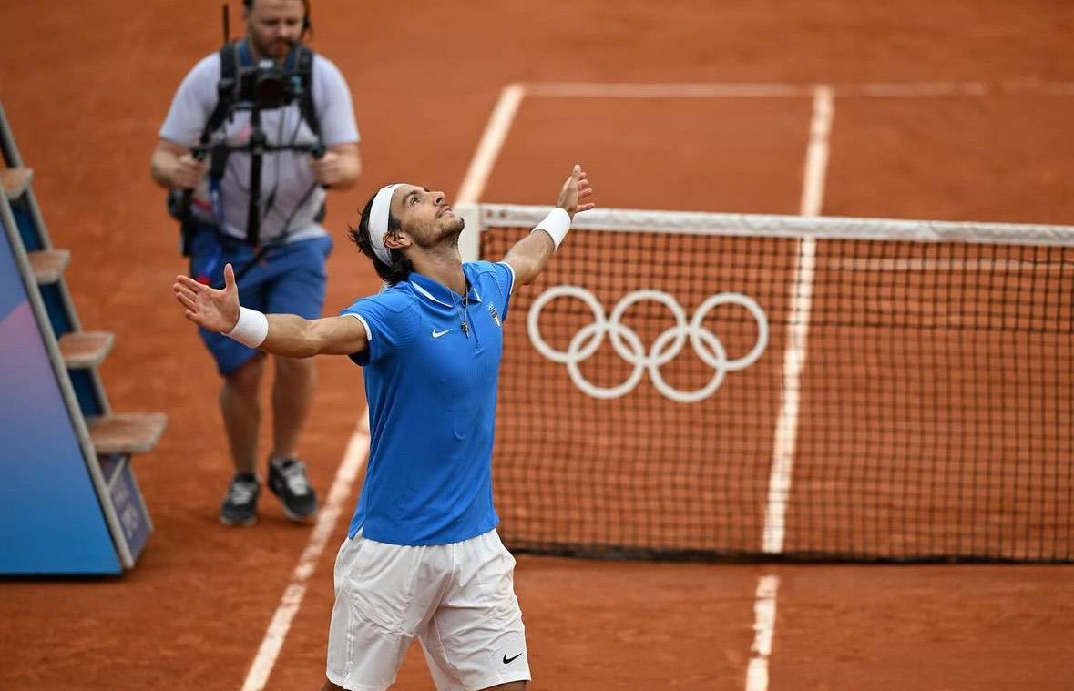 Lorenzo sei Magnifico: la vittoria su Aliassime vale il bronzo