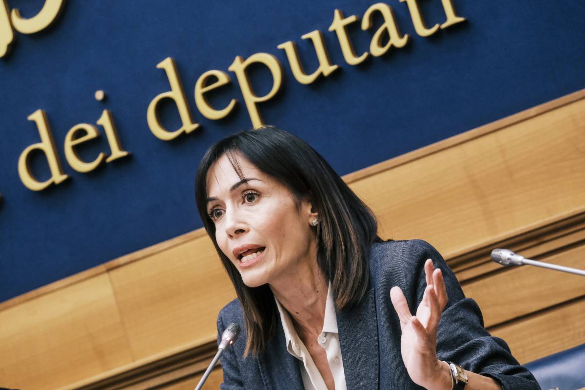 "Calenda ha rotto l'equidistanza tra i poli. La scelta della sinistra non fa per me". Intervista a Mara Carfagna