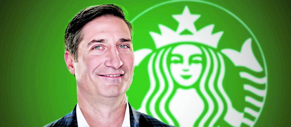 Bufera su Starbucks: il capo in jet al lavoro (distante mille miglia)