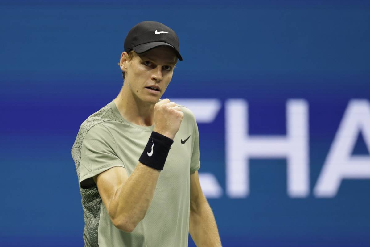 Us Open, capolavoro Sinner: batte Medvedev in 4 set e vola in semifinale 