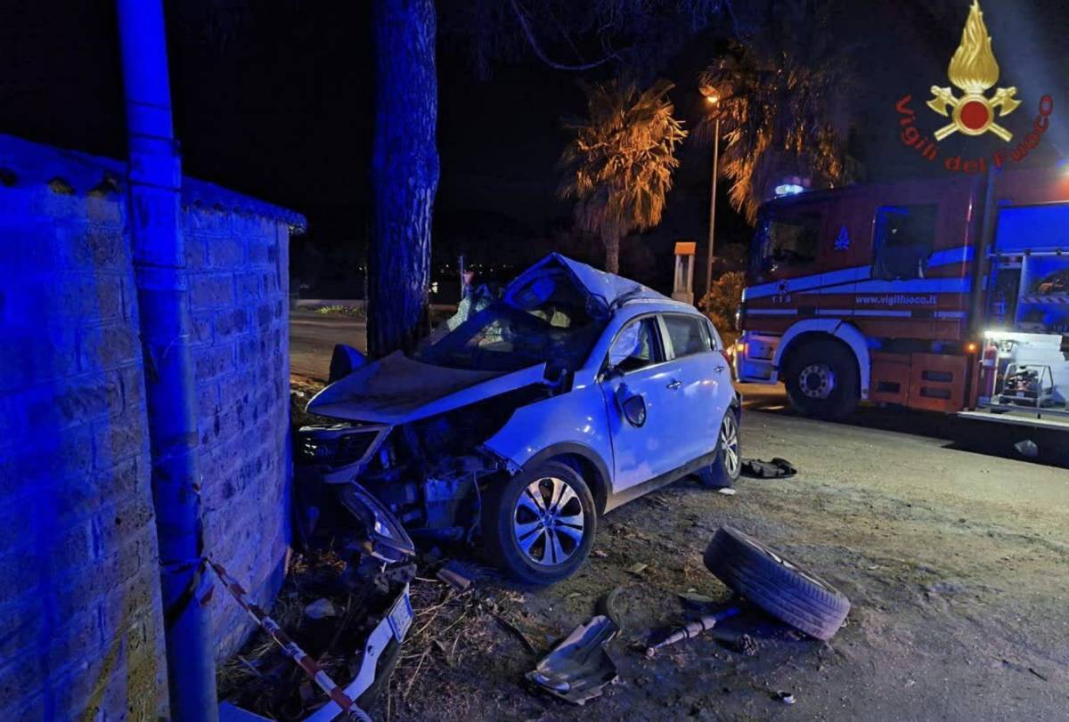 Il piccolo Santiago e la zia Sabrina uccisi da un'auto contromano a Nettuno