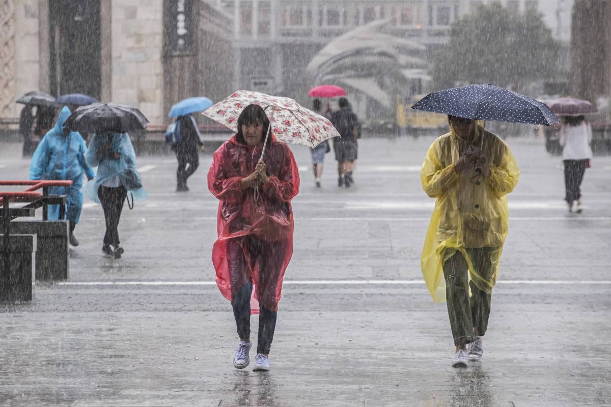 Italia in una "palude barica": ancora temporali e nubifragi, le zone a rischio