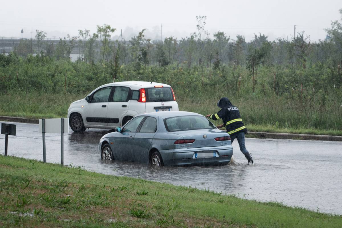 Ciclone Boris in Emilia-Romagna è allerta rossa: allagamenti e scuole evacuate