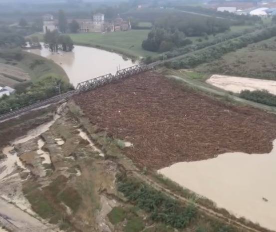 Alluvione in Emilia-Romagna, il video che smaschera le colpe della sinistra