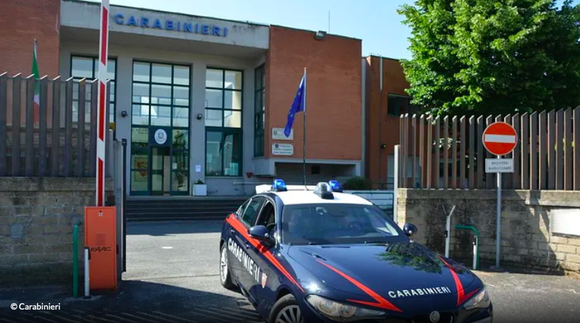 "È morta, io sto bene". Uccide la nonna a forbiciate e chiama i carabinieri