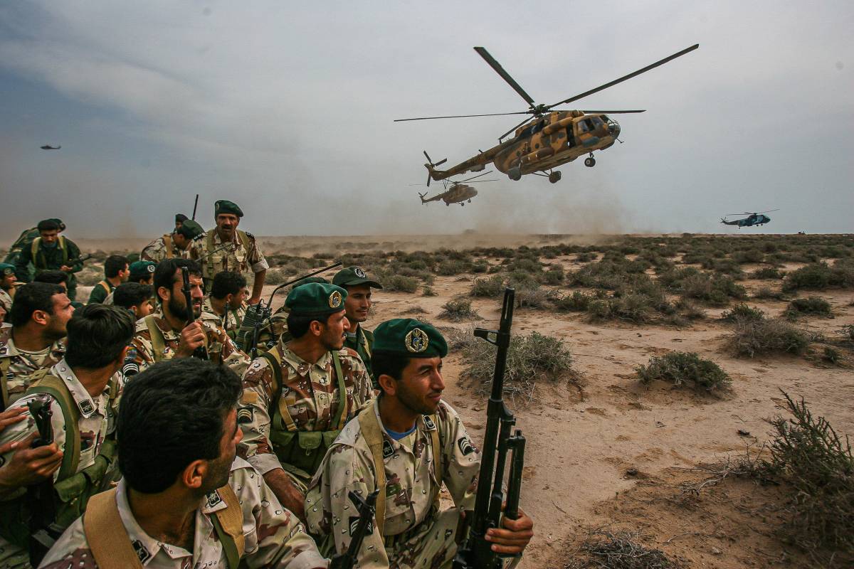 Teheran prepara le truppe da mandare in Libano. Idf ancora all'attacco: raid sulle infrastrutture