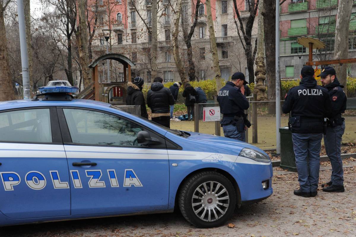 Choc a Bolzano, ragazzina aggredita e violentata mentre aspettava il bus