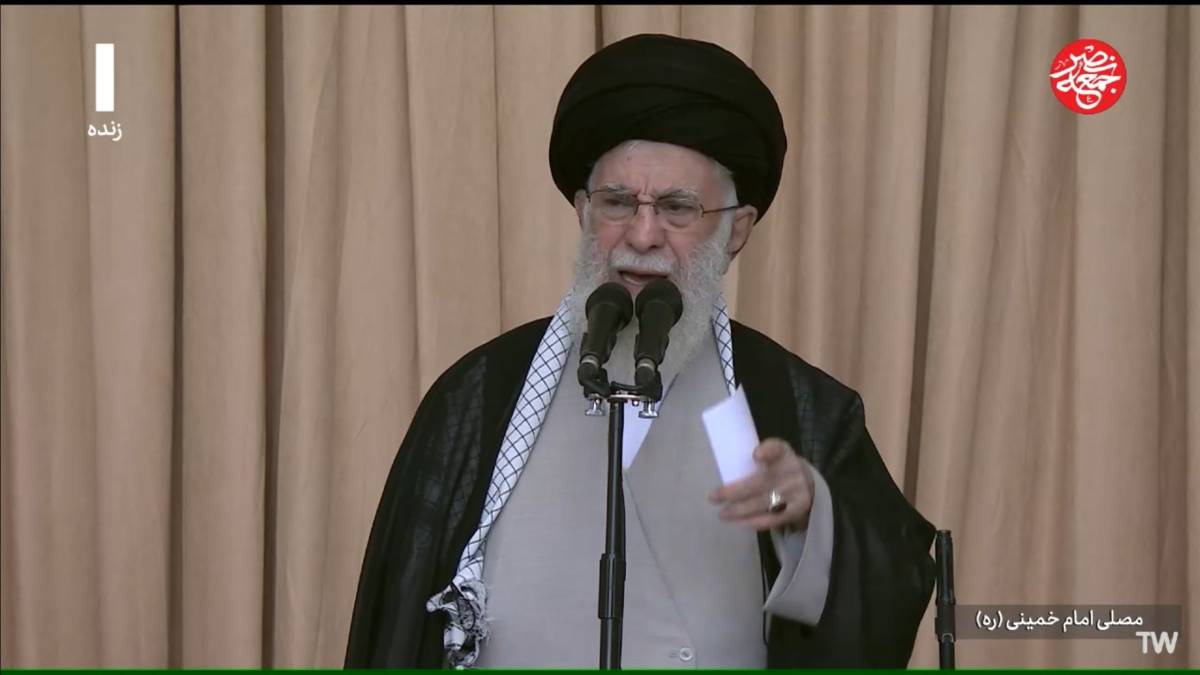 Khamenei ricorda Nasrallah e attacca: "Colpiremo ancora, Paesi musulmani si uniscano contro Israele"