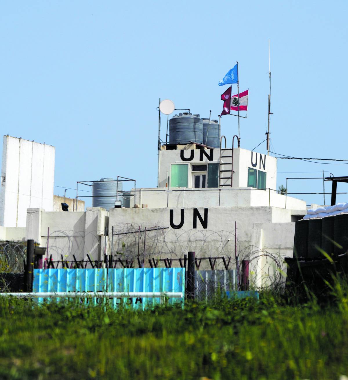 Altri missili contro l'Unifil  L'Idf: "Colpiti per errore"