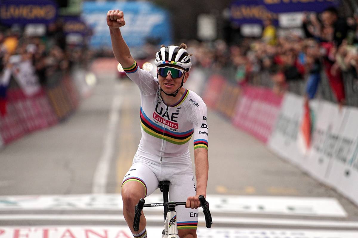 Tadej come solo Coppi. Quarto Lombardia di fila e un'altra fuga d'autore