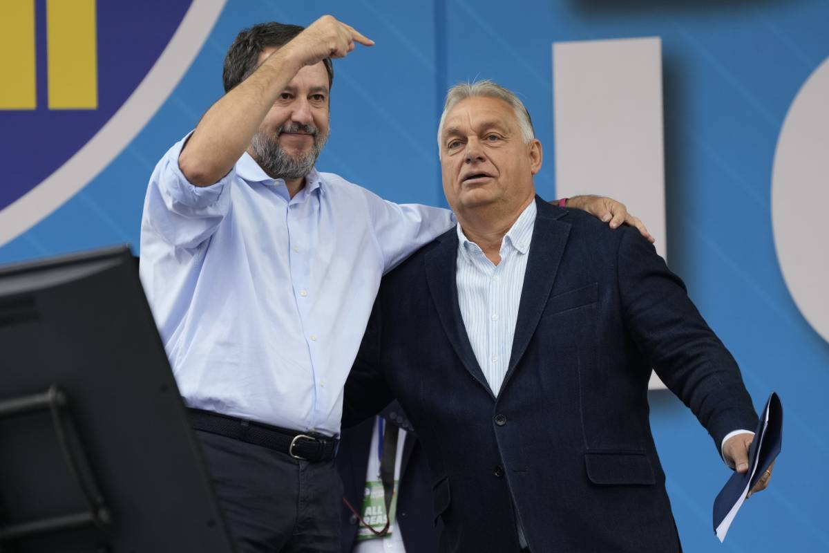 Il summit sovranista dell'"altra Europa". Salvini fa il punto con Orbán e Le Pen