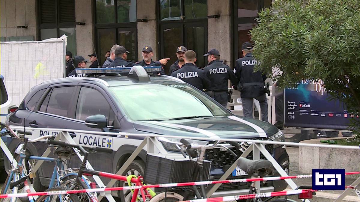 La Stazione di Verona dove un poliziotto ha sparano a un maliano armato di coltello