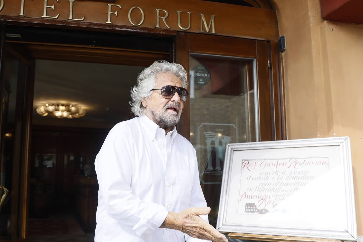 Grillo tentenna, troppe spese legali