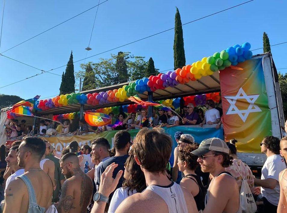 L'internazionale Lgbt caccia gli israeliani e cancella Tel Aviv