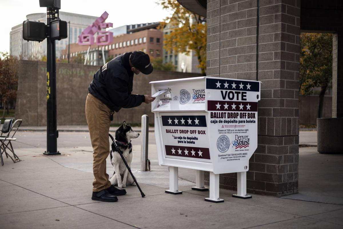 Americani al voto per eleggere il presidente