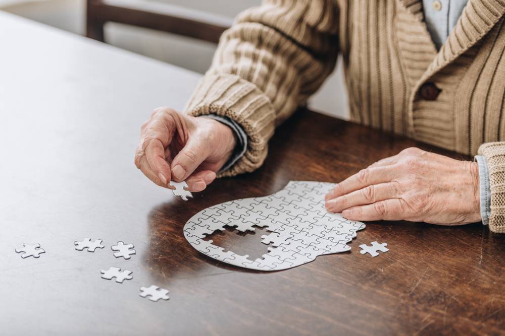 Alzheimer, chi sono i soggetti più predisposti alla malattia: i geni identificati dopo tante ricerche