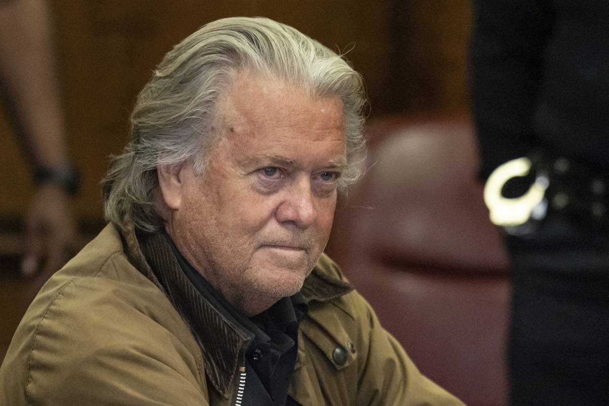 Quei messaggi di Bannon, guru decaduto di Trump alla premier e all'Europa