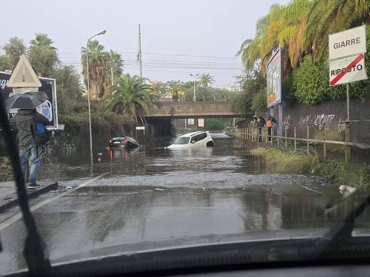 Sicilia sott'acqua, autostrada allagata