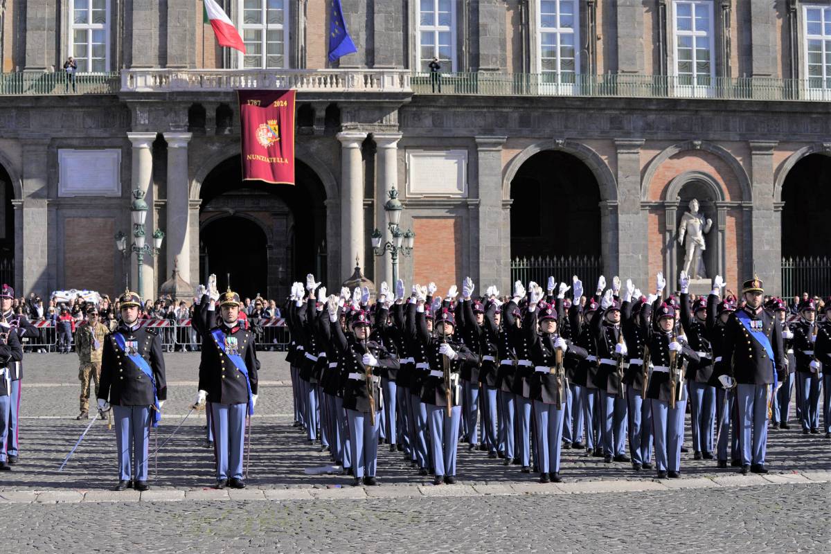 Esercito, giuramento solenne degli allievi della Scuola Militare “Nunziatella”