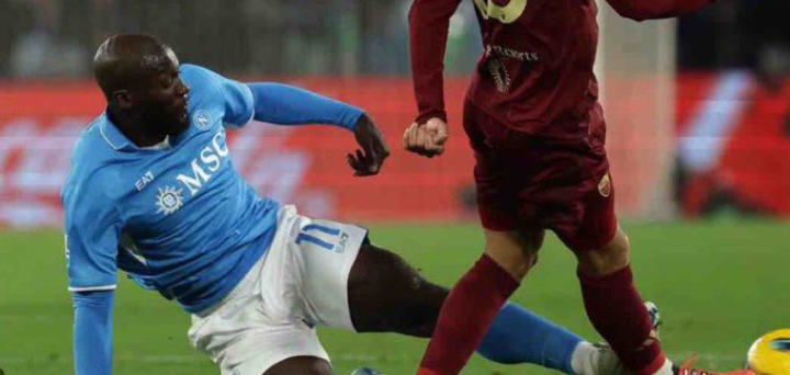 Lukaku, il Var e quel rosso non scattato: polemica in Napoli-Roma