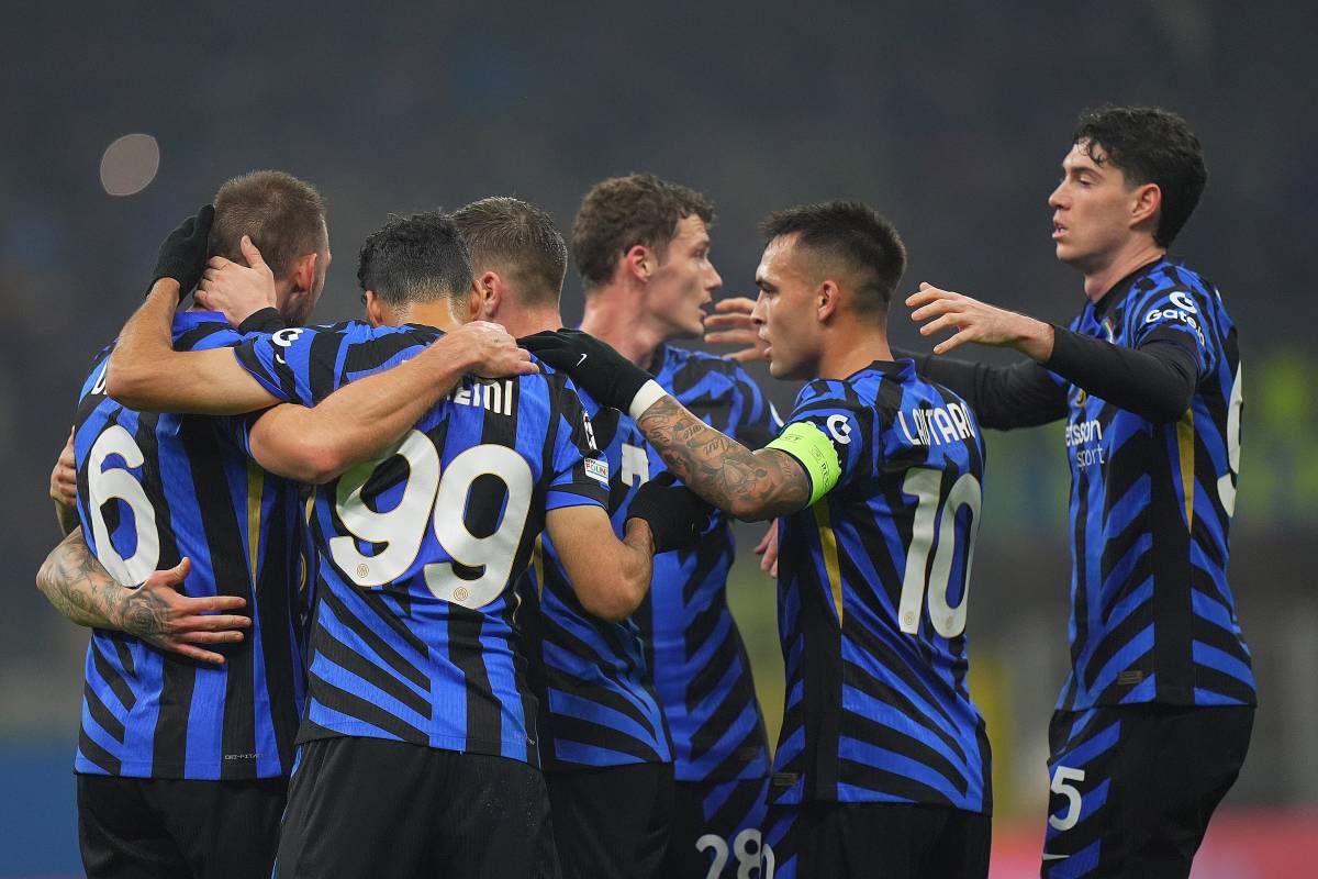 Inter cinica contro il Lipsia: primo posto in Champions. Barella e de Vrij i migliori: le pagelle