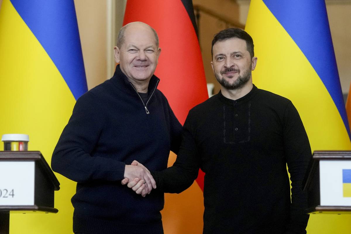 Scholz a Kiev, ipotesi truppe Ue sul campo. La mano russa agita Georgia e Romania