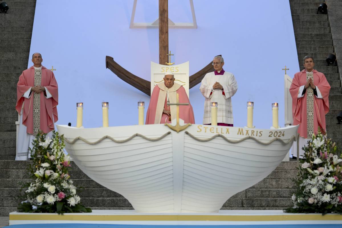 La prima volta di un Papa in Corsica e la messa a casa di Napoleone