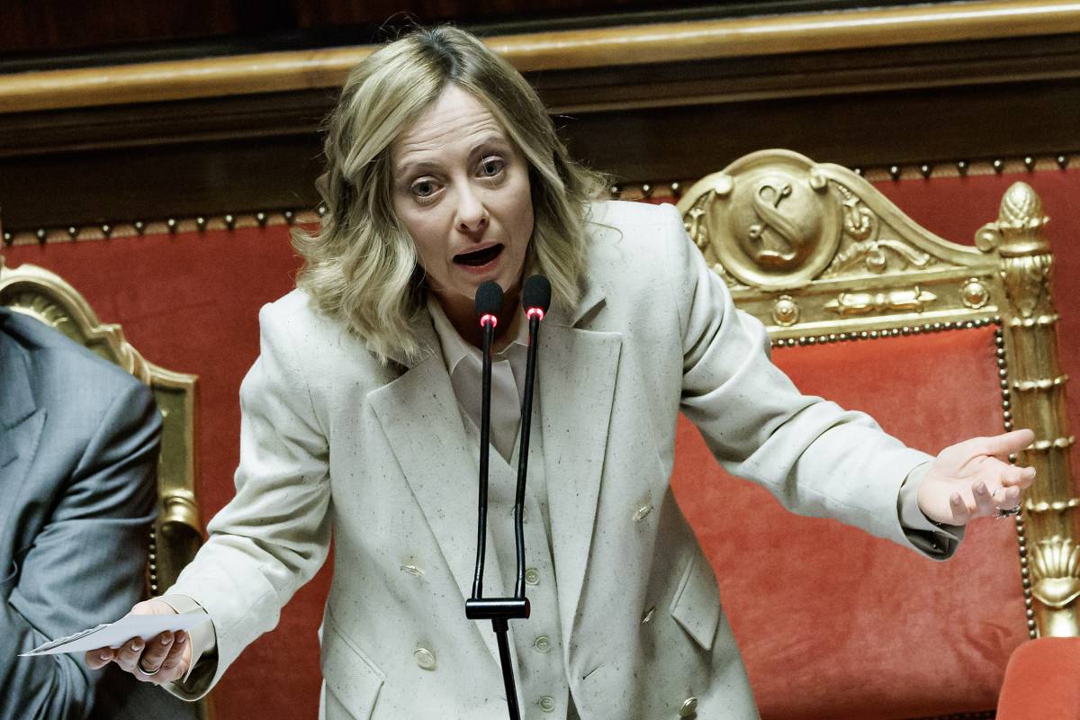 Meloni al Senato: "Musk? Non prendo ordini da nessuno". Sui centri in Albania: "Efficaci contro la mafia del mare"