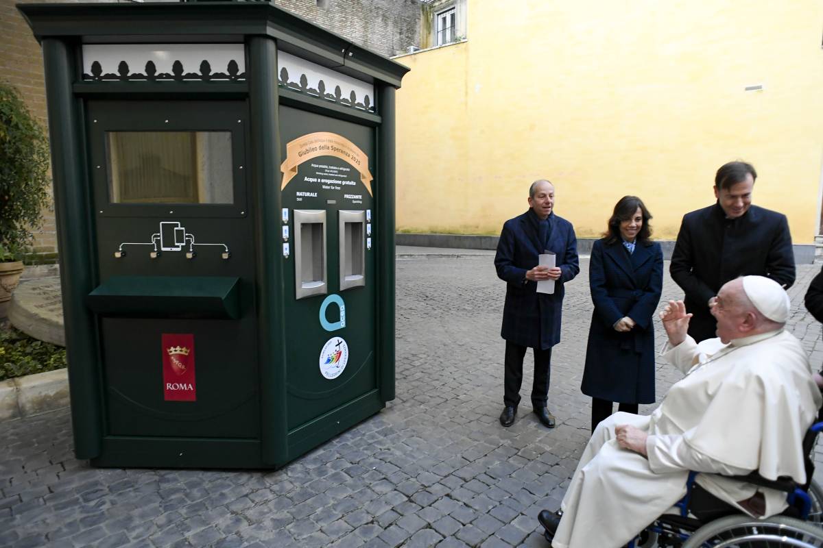 Papa Francesco benedice della Casa dell'Acqua di Acea. "Preziosa per i pellegrini"